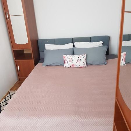 시베니크 Ana 아파트 외부 사진